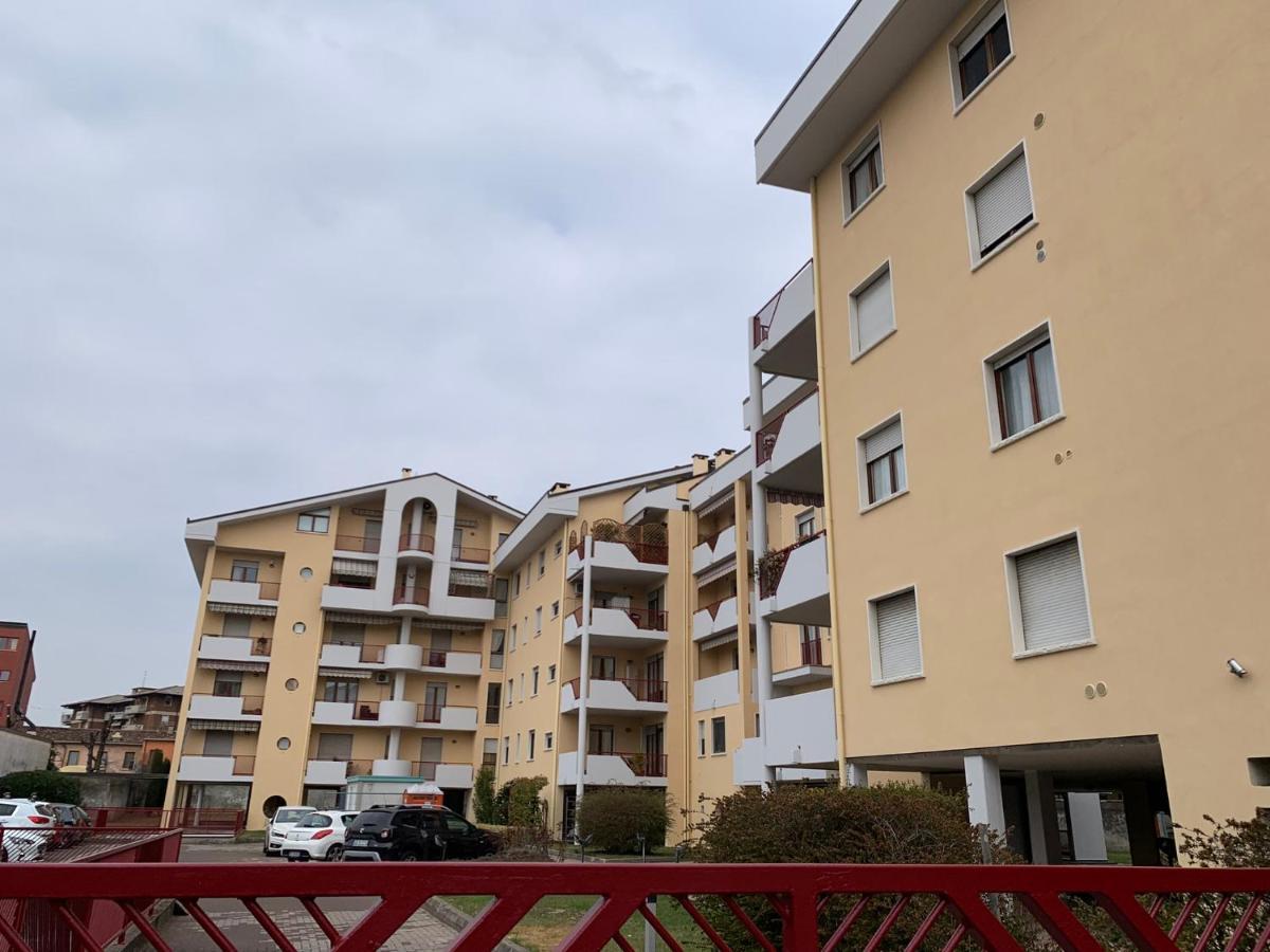 Bellissimo appartamento riservato vicino al centro Verona Esterno foto